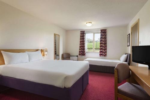 Strensham Hôtel | Days Inn Tewkesbury