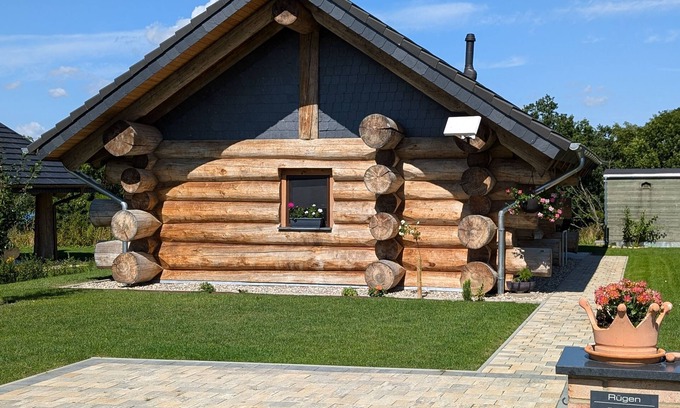Kraase Cabine | Log Cabins Naturstammhaus - Ferienhaus Rügen 16 - Feriendorf Tollensesee
