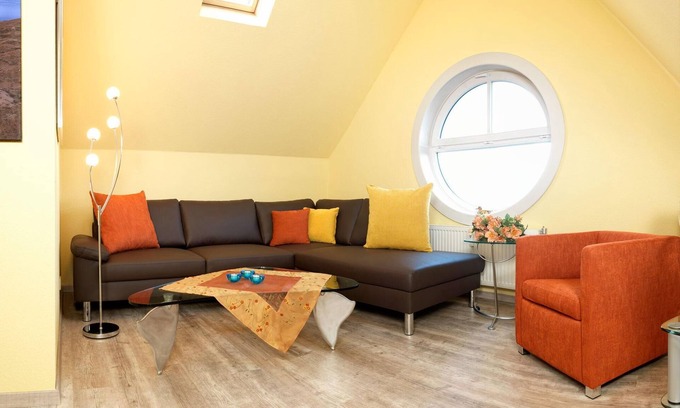 Am Schwarzen Busch Appartement | Welcome to the app. "Traumblick" with fantastic sea views!
