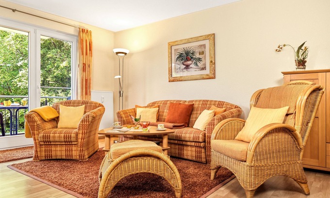 Am Schwarzen Busch Appartement | App. Ostseeidyll - See and hear the sound of the sea from here!