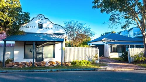 Knysna Central Maison | De Jagers Studio on Rawson
