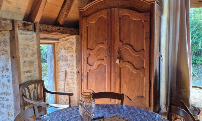 Saint-Michel-Loubejou Maison | De l'autre côté du lavoir, au calme