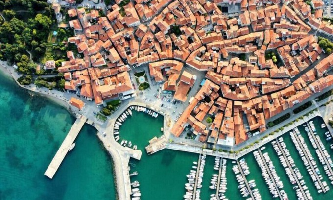Izola Appartement | Dea Del Mar - Studio App 3 with a balcony 2+2