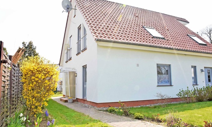 Altefaehr Appartement | DEB 041 Ferienwohnung am Kurpark Altefähr