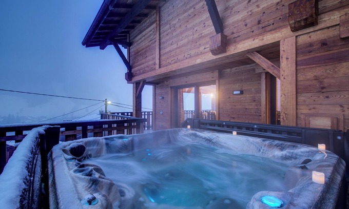 Morzine Chalet De Ski | Decadent Chalet which sleeps 12-14 with Hot Tub and Mountain views (wheelchair access)