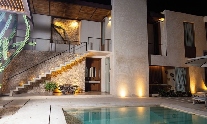 Centro Hôtel | Decu Downtown