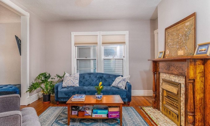 Buffalo Appartement | ⭐️ Deep Clean ⭐️ King Bed ⭐️ Parking ⭐️ SpectrumTV