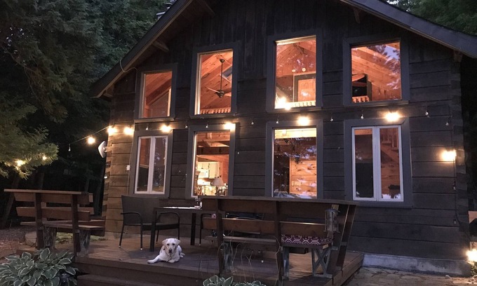 Deer Bay Cottage | Deer Bay Chalet - Kawartha Lakes waterfront Cottage