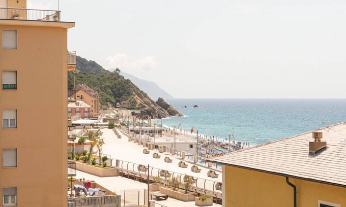 Deiva Marina Appartement | Deiva Marina APT SEA VIEW! Box car and balcony!