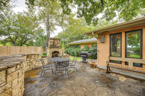 Amistad National Recreational Area Maison | Del Rio Home with Large Yard, BBQ and Fireplace!