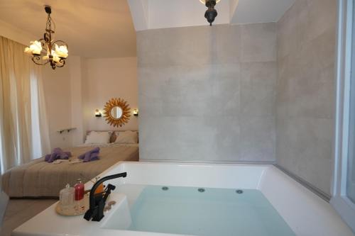 Serres Appartement | "Del Sole" Spa Apartment