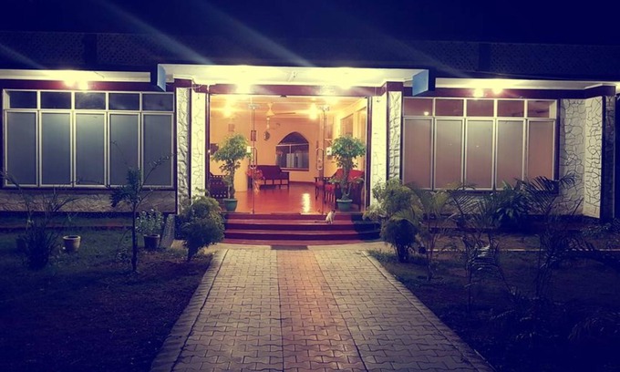 Pasikuda Maison | Delight Guest House And Restaurant