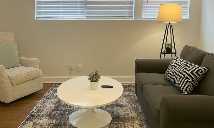 Ravenswood Appartement | Delightful 1BR Apt in Ravenswood