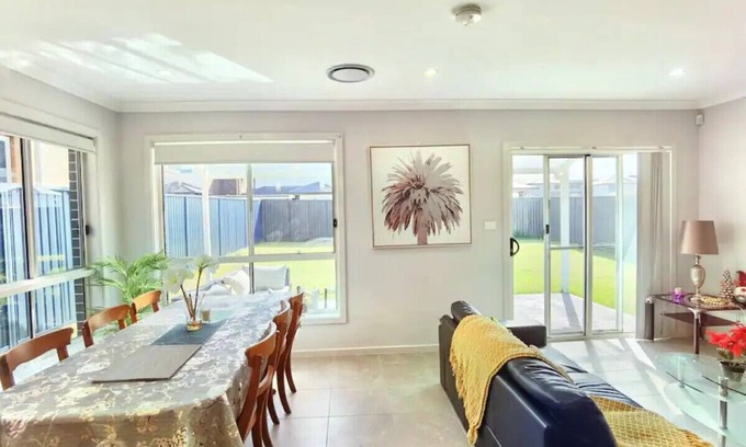 Bardia Maison | Delightful 2-level home in Bardia