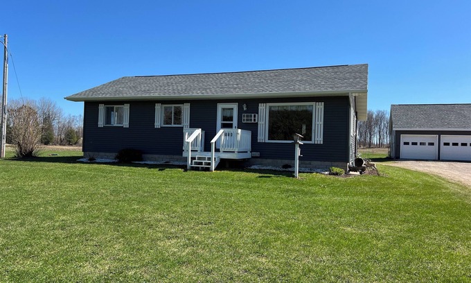 Germfask Maison | Delightful 3-bedroom house in Germfask Michigan, centrally located in the U.P.