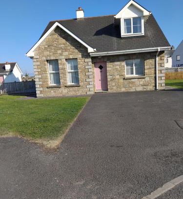 Rossnowlagh Maison | Delightful Beach Retreat-