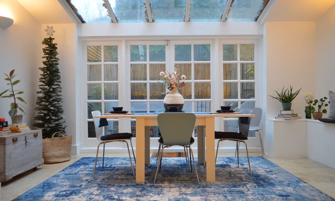 Camberwell Green Maison | Deluxe 2 bedroom Maisonette in Oval with Garden - close to Central London & KCH