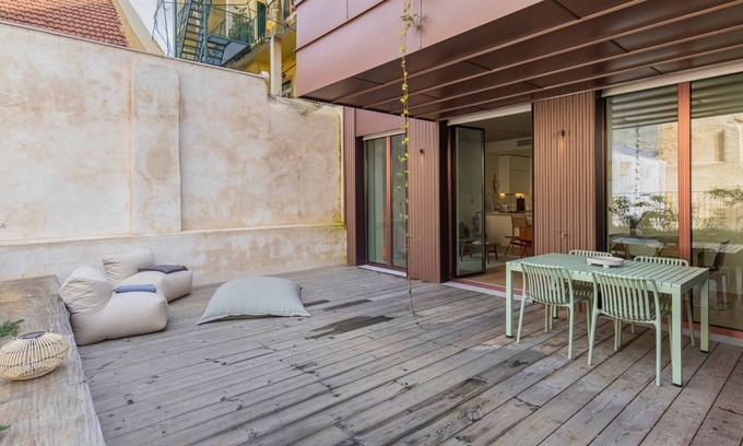 Marvila Appartement | Deluxe 2BDR Apartment W/ Patio by LovelyStay