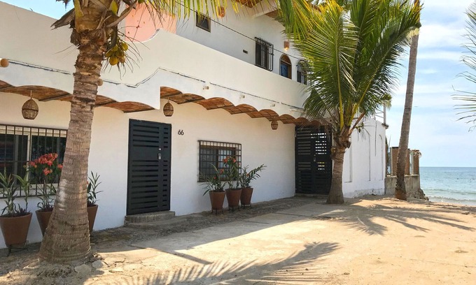 Los Pescadores Maison | Suite de luxe en bord de mer avec une vue infinie.