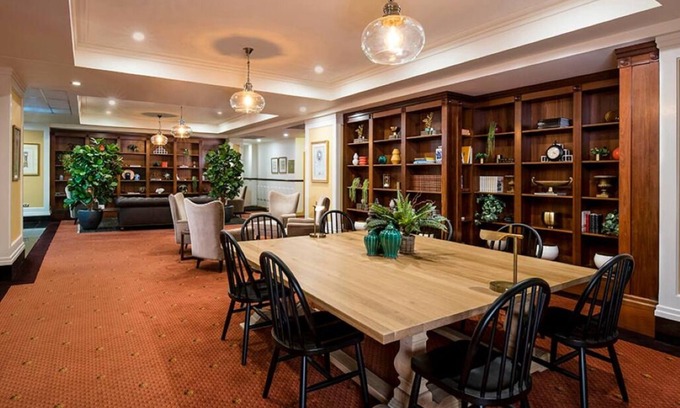 Spring Hill Hôtel | Deluxe Double Bed w balcony in Brisbane with WiFi
