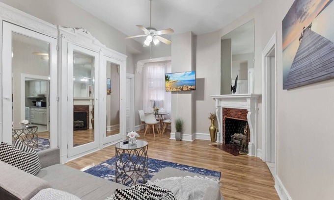 Washington Square West Appartement | Deluxe Flat in Center City