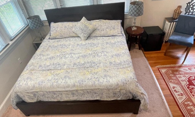 North Cleveland Park Maison | Deluxe King Master Suite