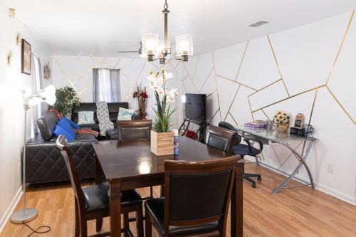 Griffin Heights Appartement | Deluxe Noles downtown Tally nearby FSU and FAMU