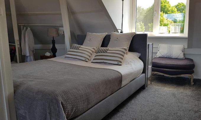 Heemstede Appartement | Deluxe STUDIO-appartement Heemstede Zandvoort