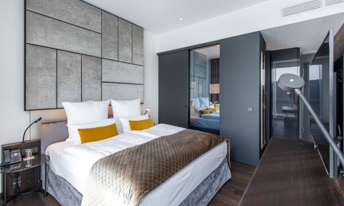 Metternich Maison | Deluxe Suite - Marinasuite - FÄHRHAUS Koblenz