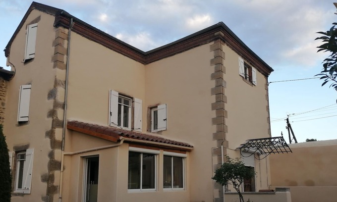 Saint-Chamond Maison | Demeure de caractère implantée dans le parc régional naturel du Pilat avec son j