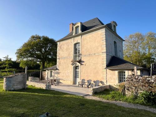 Feneu Maison | Demeure La Lande Fleurie