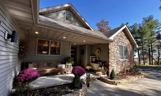 Eagle Creek Maison | DeMotte Area Upscale, Secluded Home on 3.5 Acres w Firepit, Gym & Game Room