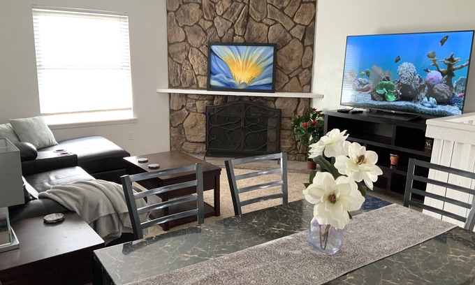 North Westminster Copropriété | Denver nice and clean 2bdr, great location close to I-25. FREE parking & WIFI