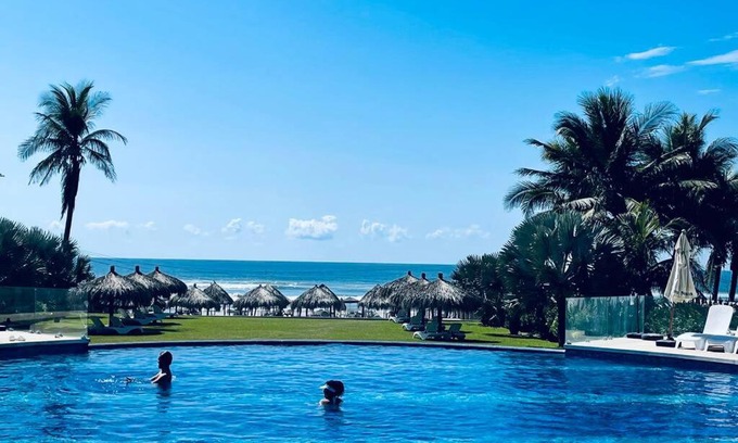 Boulevard Barra Vieja Appartement | Departamento con club de Playa en Acapulco
