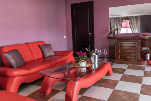 Verem'ya Maison | Dergachov Guest House