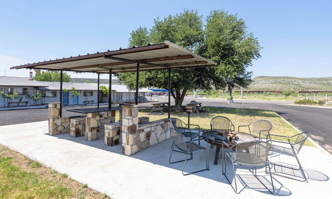 Sanderson Hôtel | Desert Air Motel