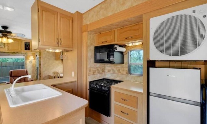 Tucson Estates Maison | Desert Gem Private Luxury 5th Wheel RV Tucson