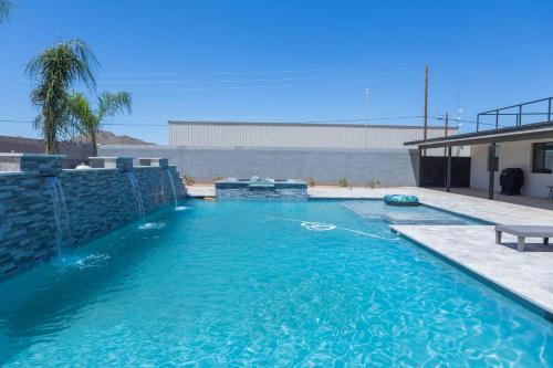 San Tan Valley Maison | Desert getaway retreat pool spa billiards bbq
