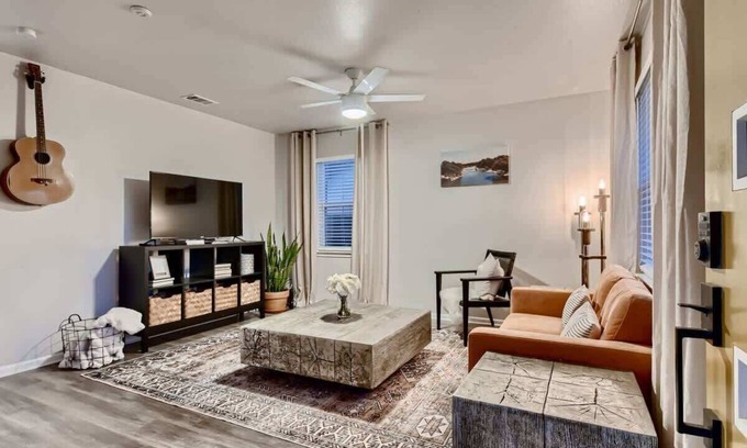 Georgetown Maison | Desert Primrose @ 808B-Walk to the Square and River Trails!