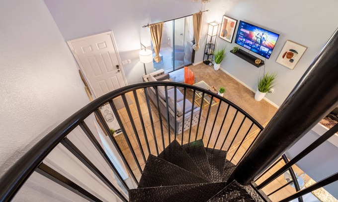 Chandler Copropriété | Desert Retreat: Luxury Condo Loft - Work Friendly