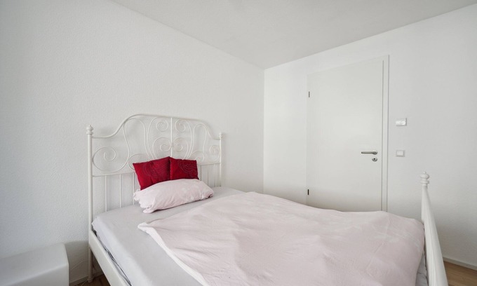 Boeblingen Appartement | Design 3 Room Apart. BAUHAUS I Balcony I Centre BB I Family & Pet I Homeoffice I