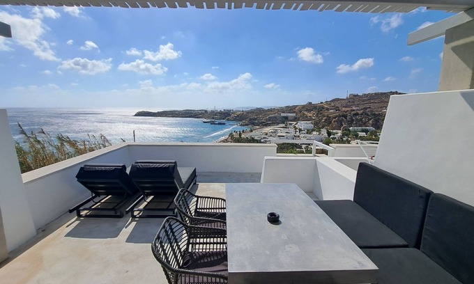 Paradise Appartement | Design Apartment 17- Sea View, Shared Infinity Pool, Gym, Pool Bar, 4'from beach