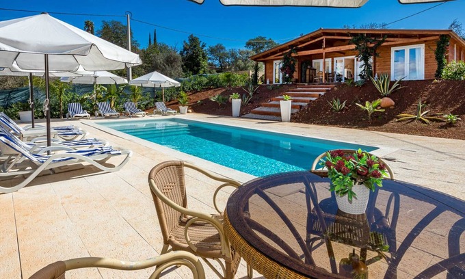 Albufeira Chalet De Ski | Design Chalet in Albufeira With Private Pool