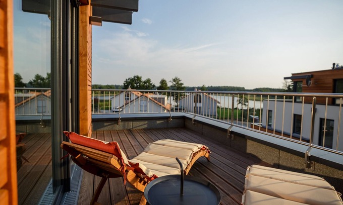 Krakow am See Maison | Design holiday home Sjöhest on Lake Altdorf. Dog friendly!