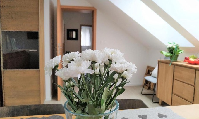 Nove Mesto Appartement | Design Residence -Garden & Comfort