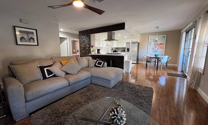 Spring Valley Copropriété | Conçu pour PROFITER!. Best Vacation Place Las Vegas Nevada Par: Smart Homes
