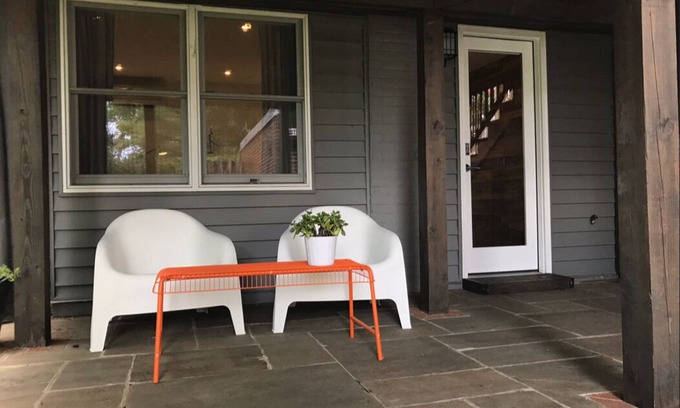 North Cleveland Park Maison | Designer Apartment with All the Amenities!