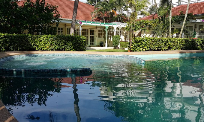 Khao Takiab Villa | Stunning Designer Beachside Villa