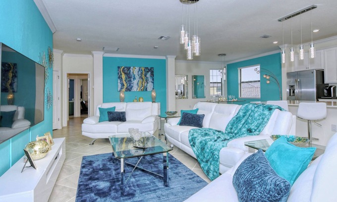 Gran Paradiso Copropriété | Designer Condo with all amenities in the elegant community Gran Paradiso Venice
