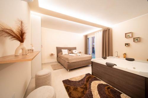 Quartiere XXIV Don Bosco Maison | Desiree Luxury House- vasca idromassaggio